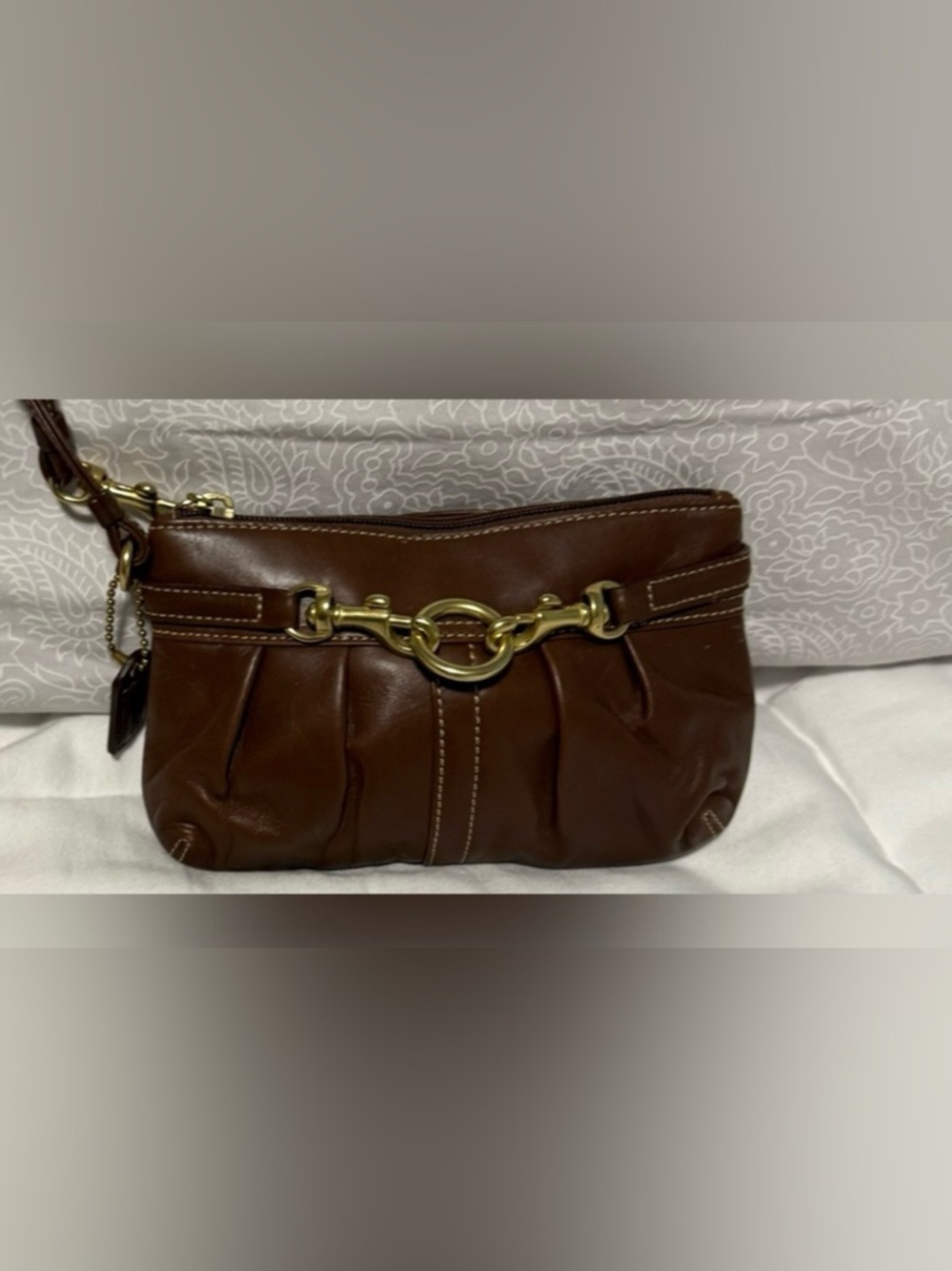 Coach Vintage Brown Leather Clutch/Wristlet with Gold Hardware/hangtag